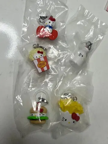 헬로키티 아메리칸 디자인 메지루시 액세서리 가챠 전 5종