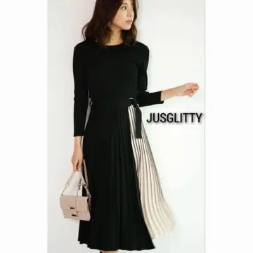JUSGLITTY 배색 플리츠 니트 원피스