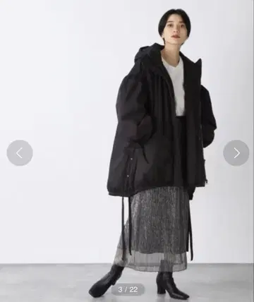 택 포함 새상품 지나시스 몬스터 후드티 코트 블랙