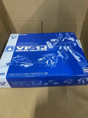 슈퍼 발키리 맥시밀리언 제너스기 [ 초시공 요새 마크로스 ]