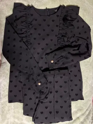 하트 무늬 프릴 긴팔 셔츠 L 사이즈