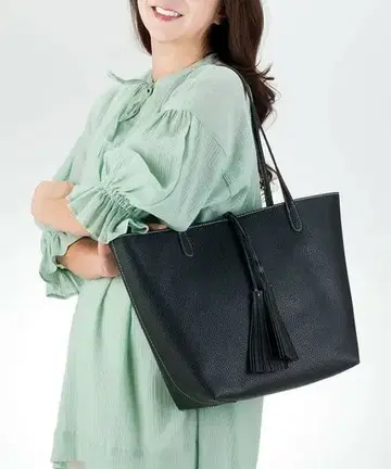 미사용 BarcosBlue 태슬 토트백 블랙