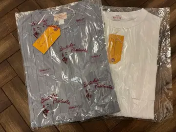 앳라스트 리브 T셔츠 2장 세트