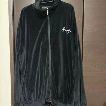 블랙 벨벳 풀 집업 저지