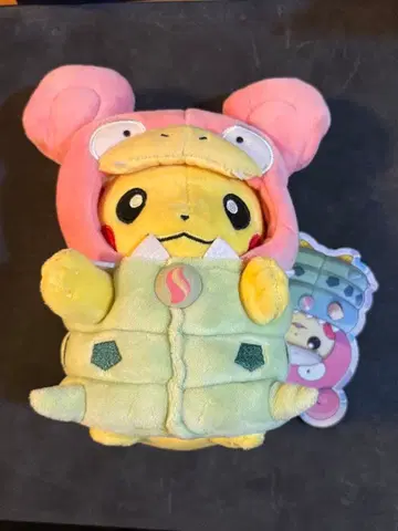 포켓몬 메가야도란 판초를 입은 피카츄 봉제 인형 택 포함