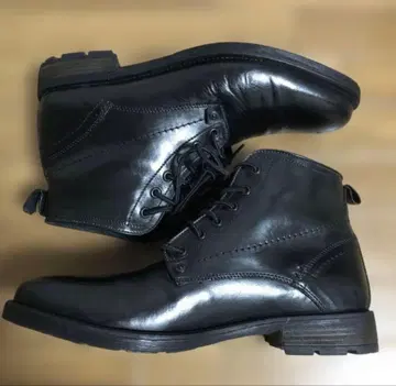 [ 새상품급 ] stefanorossi 블랙 가죽 레이스업 부츠