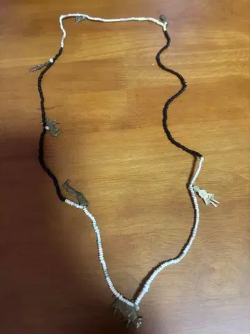 45r45rpm 동물 모티브 목걸이 화이트 블랙