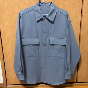 GU 그레이 버튼 셔츠 자켓