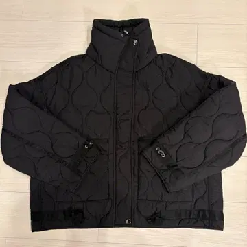 ZARA 퀼팅 자켓 S 사이즈
