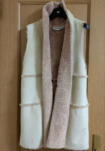 캐주얼 베스트 크림색 베이지