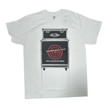 새상품 챌린저 CHALLENGER T셔츠 화이트 L 배송비 포함