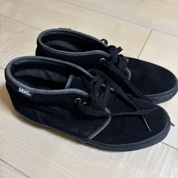 VANS 블랙 하이컷 스니커즈