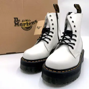 [미사용 새상품] Dr. Martens 8홀 현행 모델 JADON UK7