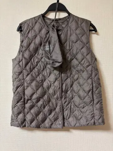 유니클로 퍼프 테크 퀼팅 베스트 웜 패디드 L 그레이
