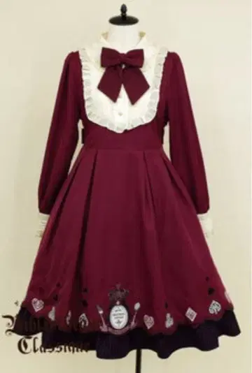 최종 가격 인하 Amavel Wonderland 컷워크 원피스