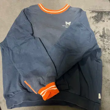 페르슈 네이비 맨투맨