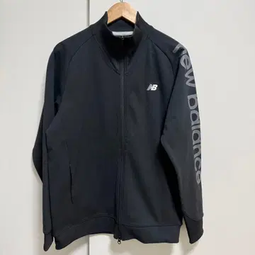 뉴발란스 블랙 풀 지퍼 자켓