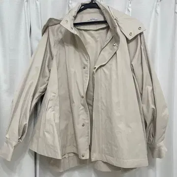 엠마 테일러 라이트 베이지 3WAY 플레어 마운틴 파카