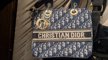 노브랜드 숄더백