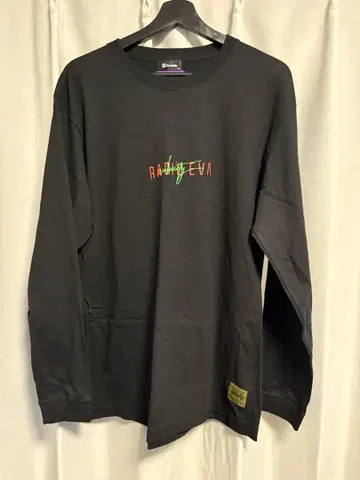 Subciety RADIO EVA 블랙 긴팔 티셔츠