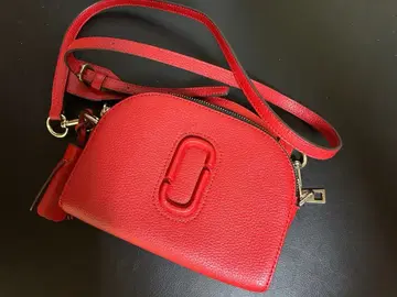 MARC JACOBS 레드 숄더백