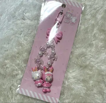 베리에짱 콜라보 키티 산리오 키링