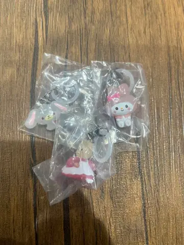 산리오 메지루시 액세서리 마이멜로디 시로우스 마론크림