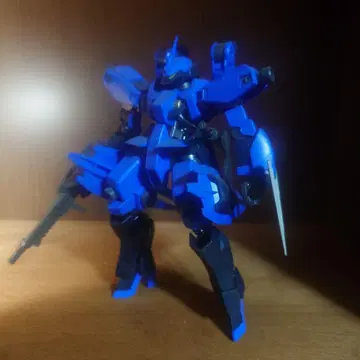 철혈의 오펀스 슈발베 레이즈 건담 프라모델