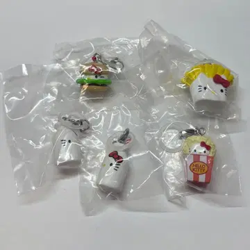 헬로키티 아메리칸 디자인 메지루시 액세서리