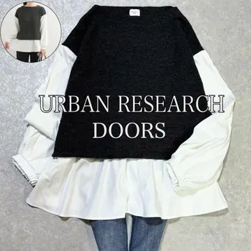 2024년 컨디션 최상 어반 리서치 도어스 워셔블 페플럼 상의 티셔츠