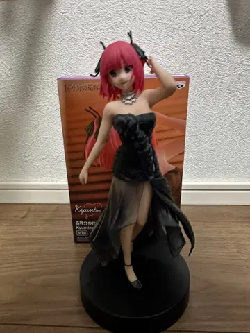 나카노 니노 큐트 블랙 드레스 피규어