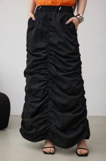 [ 새상품급 ] AZULBYMOUSSY 카고 롱 스커트