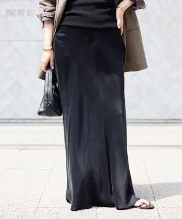 Deuxieme Classe Cu/R Maxi 스커트