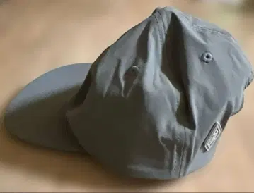 유나이티드 애로우즈 언더아머 콜라보 캡