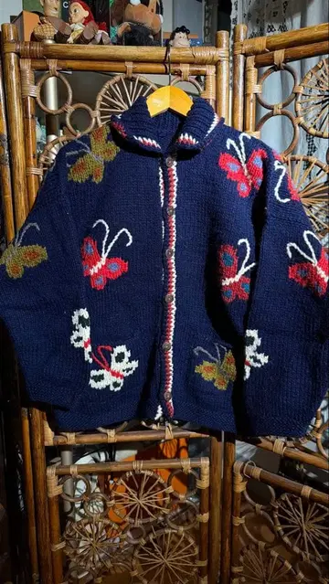 빈티지 나비 자수 네이비 니트 가디건