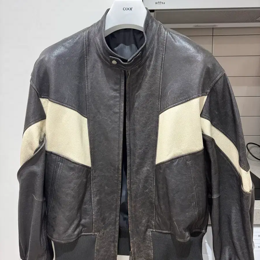 COOR | 쿠어 Coor CWU Reversible Flight Bomber on Bunjang Global Site.