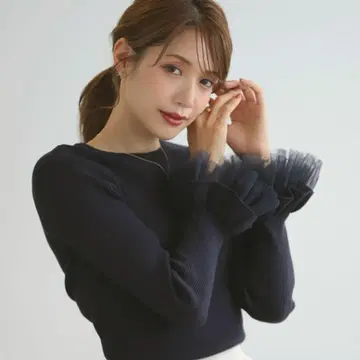 미사용 새상품 meraki. 소매 튤 리브 니트탑 긴팔 블랙