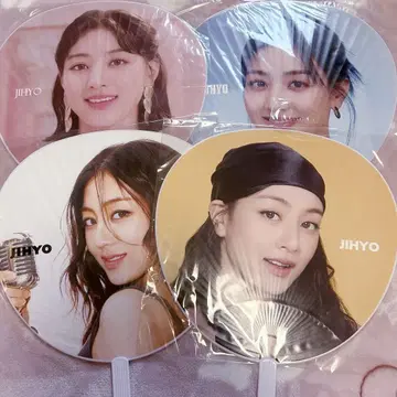 TWICE 지효 부채 묶음 판매