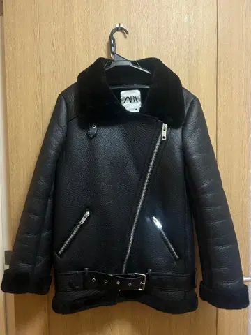ZARA 블랙 라이더 자켓