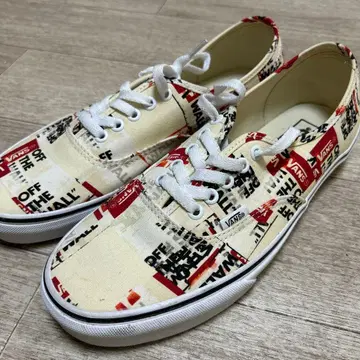 VANS OFF THE WALL 스니커즈