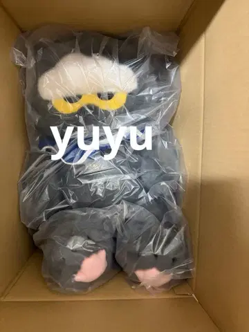 G-DRAGON ZO&FRIENDS 팝업 의 ZOA BIG 봉제 인형