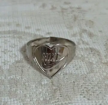 Nike 하트형 실버 반지