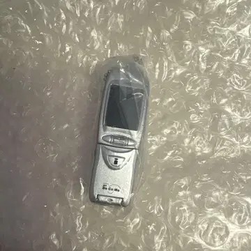 도코모 폴더폰 컬렉션 D502i 실버