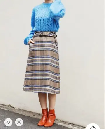 체크 무늬 스커트 더 바지니아