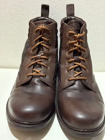 콜한 워크 부츠