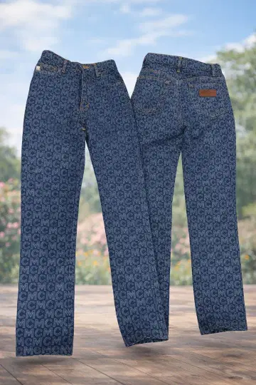 [새상품급] MCM 로고 프린트 데님 팬츠 빈티지