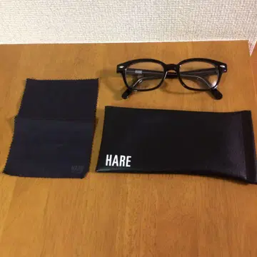HARE 검은색 테두리 패션 안경