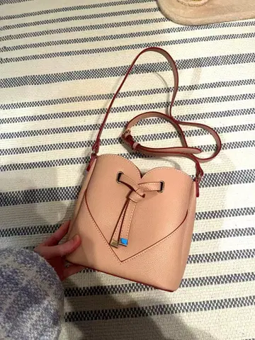 [ VIS ] 하트컷 백, 핑크