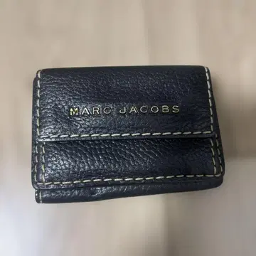 마크 제이콥스 3단 폴더형 지갑