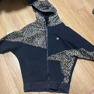 STY46 레오파드 무늬 후드 집업 후드티